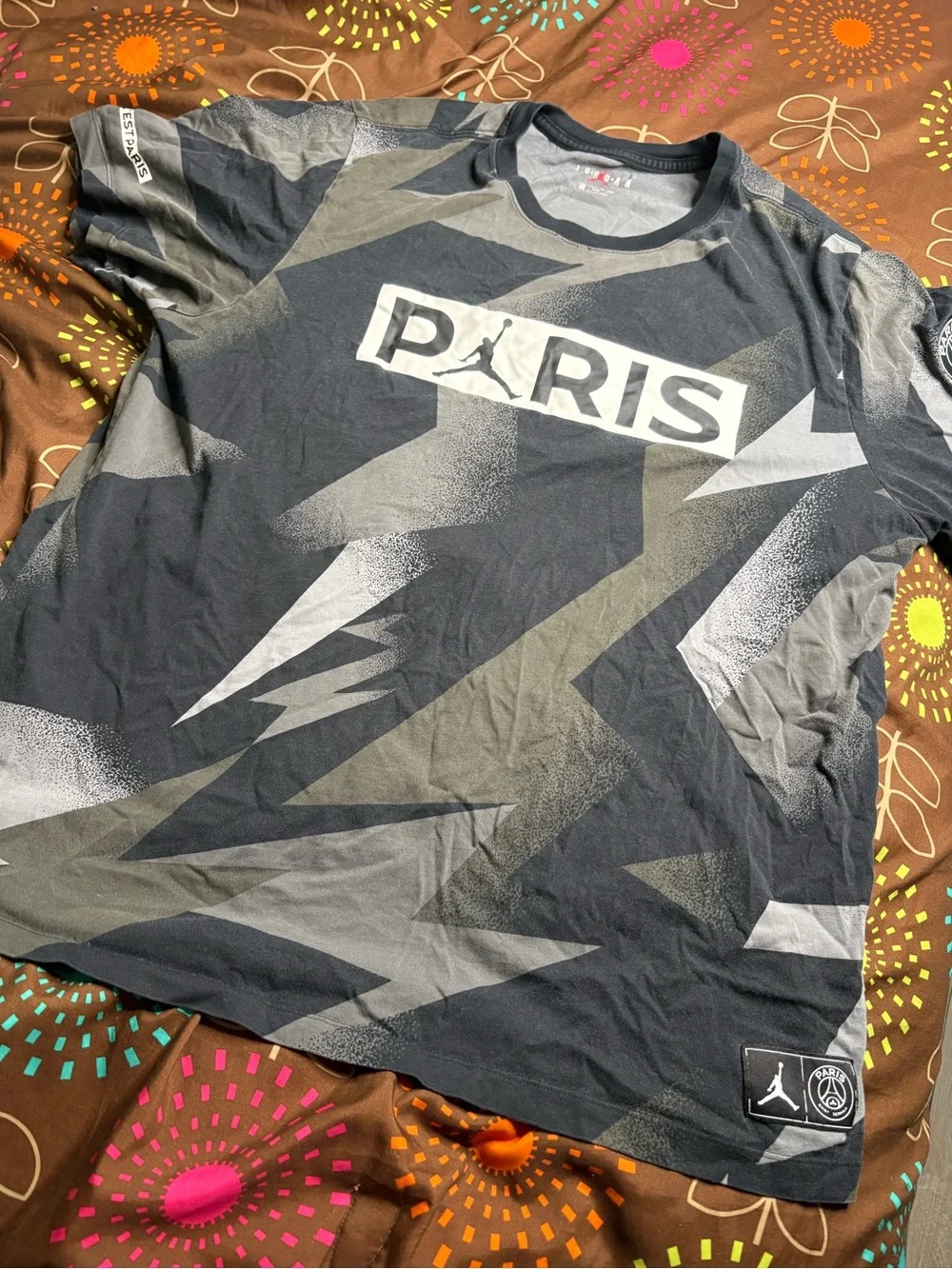 Jordan Paris Graphic Short-Sleeve Tee - Black & Gray